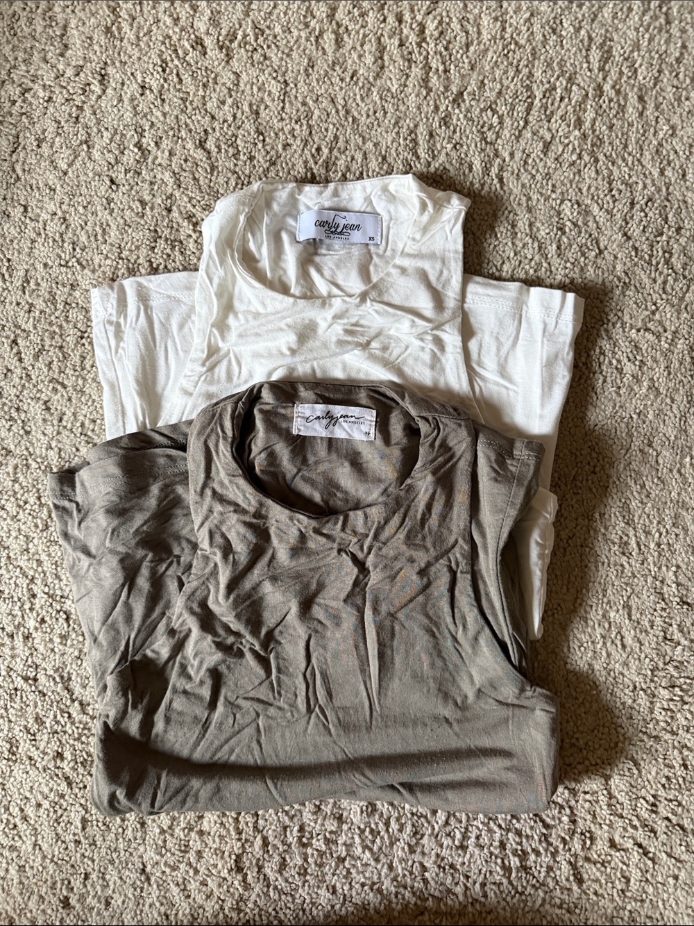 Carly Jean Los Angeles White & Olive Tank Tops (2-Pack)